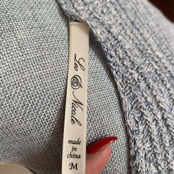 Leo & Nicole Blue & White Long Sleeve Sweater - Picture 3 of 8